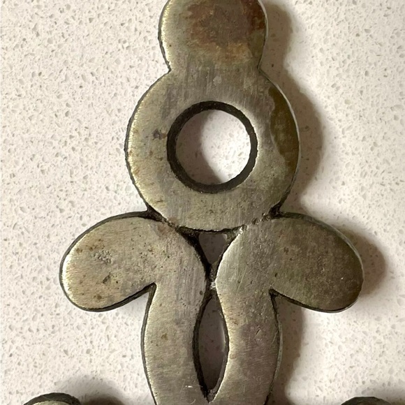 Vintage Cast Iron Trivet Ceramic Tile Hot Plate, Country Decor, Rooster/Chicken - Picture 5 of 6